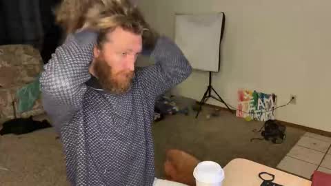 Kaiku77 online show from February 24, 6:28 pm