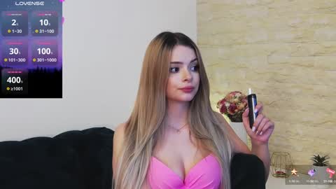 Kailyn online show from December 11, 11:00 pm