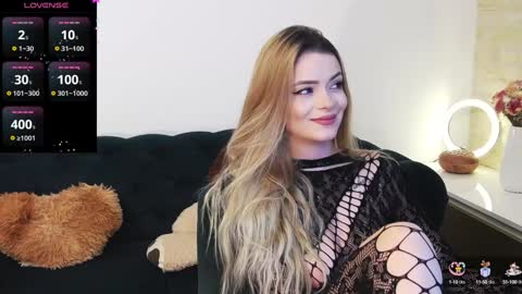 Kailyn online show from December 19, 6:45 pm