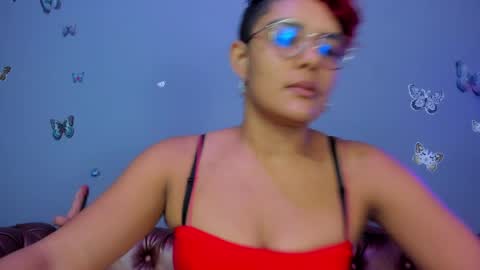 kaira_mosse_ online show from June 4, 10:54 am