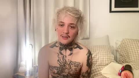 Kairo Kox online show from March 4, 12:05 am