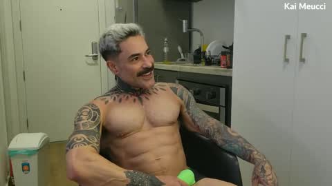 Snapshot of kairos_xx chatting on January 29, 11:35 pm Kairos Meucci online show from January 29, 11:35 pm