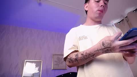 Snapshot of kaistein chatting on February 19, 6:59 pm Kai online show from February 19, 6:59 pm