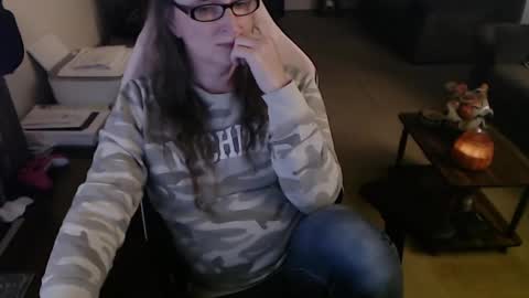 Snapshot of kait331 chatting on November 3, 2:13 am Camprincess331 online show from November 3, 2:13 am