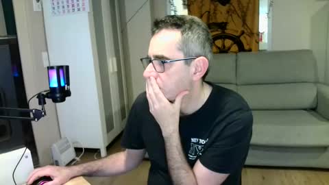 Snapshot of kalem48 chatting on January 12, 8:14 am MusicMen49 online show from January 12, 8:14 am