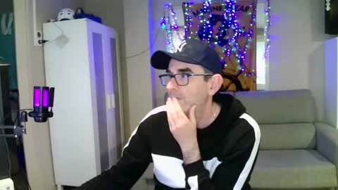 Snapshot of kalem48 chatting on January 26, 2:41 pm MusicMen49 online show from January 26, 2:41 pm