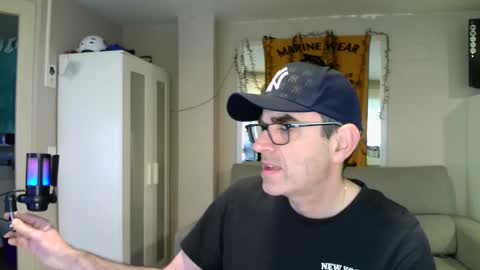 Snapshot of kalem48 chatting on January 29, 8:51 am MusicMen49 online show from January 29, 8:51 am