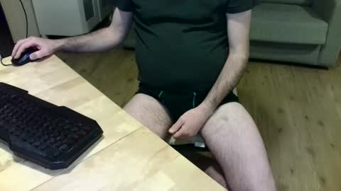 Snapshot of kalem48 chatting on February 13, 11:47 pm MusicMen49 online show from February 13, 11:47 pm