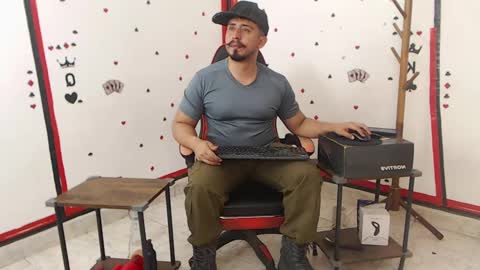 Snapshot of kalethbigdick88 chatting on September 16, 3:57 pm Kaleth online show from September 16, 3:57 pm