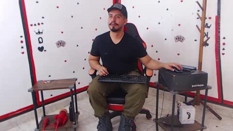 Snapshot of kalethbigdick88 chatting on September 17, 2:52 pm Kaleth online show from September 17, 2:52 pm