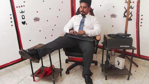 Snapshot of kalethbigdick88 chatting on September 25, 10:02 pm Kaleth online show from September 25, 10:02 pm