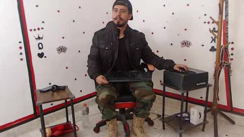 Snapshot of kalethbigdick88 chatting on October 6, 5:49 am Kaleth online show from October 6, 5:49 am