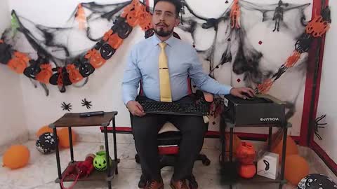 Snapshot of kalethbigdick88 chatting on October 29, 8:27 am Kaleth online show from October 29, 8:27 am