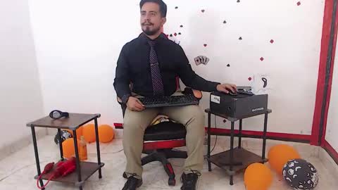 Snapshot of kalethbigdick88 chatting on November 10, 2:43 am Kaleth online show from November 10, 2:43 am