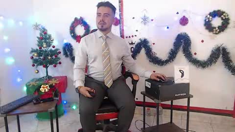 Snapshot of kalethbigdick88 chatting on December 17, 3:34 am Kaleth online show from December 17, 3:34 am