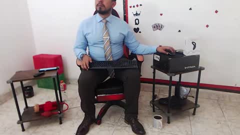 Snapshot of kalethbigdick88 chatting on February 8, 1:09 am Kaleth online show from February 8, 1:09 am