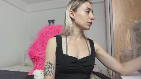 kali_the_goddess online show from October 14, 7:09 am