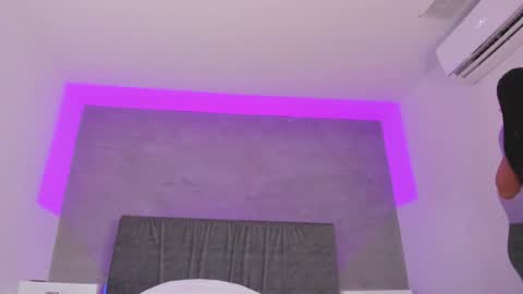 Carolina   online show from January 16, 3:56 pm