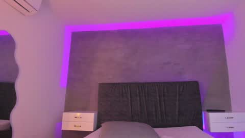 Carolina   online show from February 6, 6:35 pm