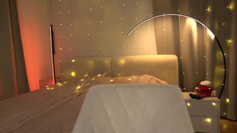 Snapshot of kalisa_pearl chatting on December 22, 7:42 pm Please call me Kalisa online show from December 22, 7:42 pm