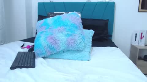 Kamilalopez online show from February 12, 2:14 am