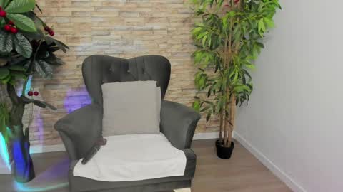 KamaFeels online show from April 4, 7:00 pm