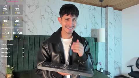 Snapshot of kamal_wolff chatting on February 4, 11:49 am jhon online show from February 4, 11:49 am