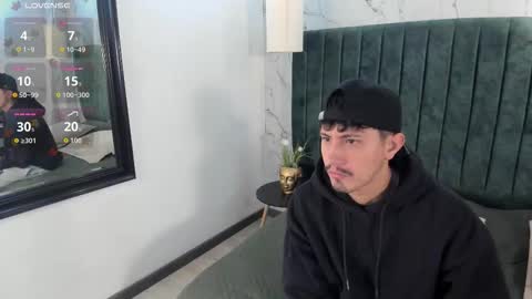 Snapshot of kamal_wolff chatting on February 6, 11:57 am jhon online show from February 6, 11:57 am