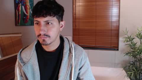 Snapshot of kamal_wolff chatting on February 11, 12:10 pm jhon online show from February 11, 12:10 pm