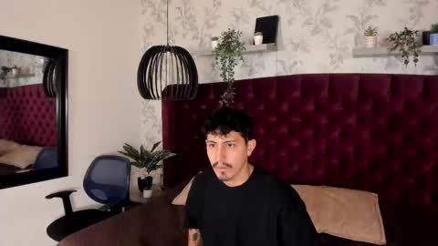 Snapshot of kamal_wolff chatting on February 13, 12:01 pm jhon online show from February 13, 12:01 pm