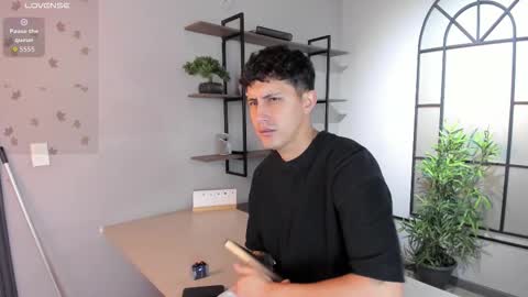 Snapshot of kamal_wolff chatting on February 26, 12:04 pm jhon online show from February 26, 12:04 pm