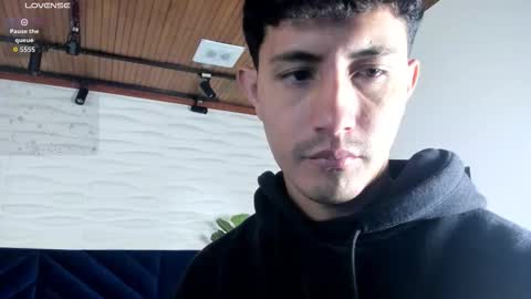 Snapshot of kamal_wolff chatting on March 1, 11:56 am jhon online show from March 1, 11:56 am