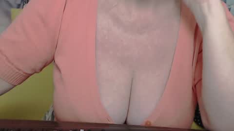 KamaliaSim online show from February 3, 11:15 pm