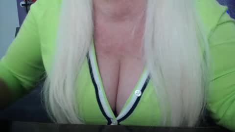 KamaliaSim online show from February 23, 10:09 pm