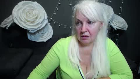 KamaliaSim online show from November 25, 7:36 pm