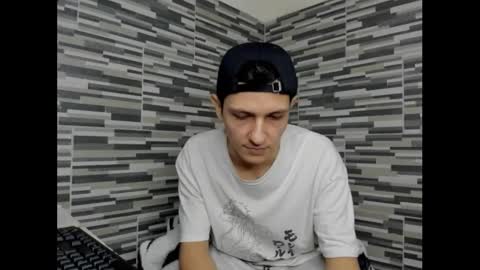 kami_doublehot online show from November 29, 9:23 am