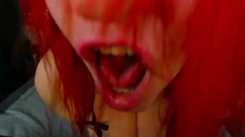 kamilahot25 online show from January 24, 1:25 pm