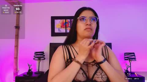 Snapshot of kamilenielcen_ chatting on September 25, 11:36 am Miss kamile online show from September 25, 11:36 am