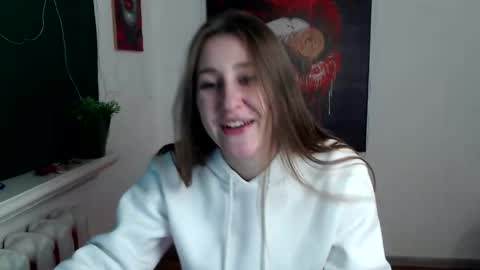 kamilla_love_ online show from January 6, 1:15 pm