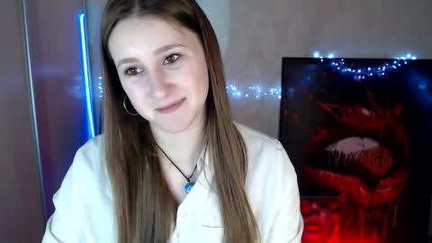kamilla_love_ online show from April 21, 12:11 pm