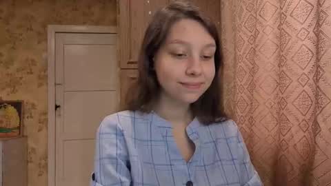 Snapshot of kamisalling chatting on October 26, 6:19 am Mari Simmons online show from October 26, 6:19 am