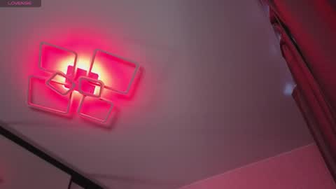 kara_life online show from October 9, 1:25 am