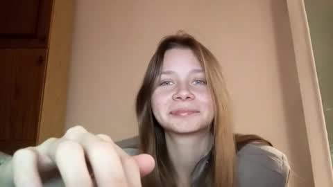 Ria online show from December 5, 6:48 pm