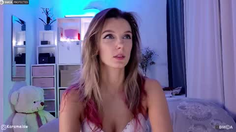 Julia online show from October 28, 10:12 pm