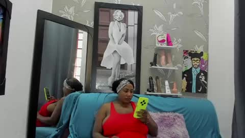 Karen online show from March 28, 7:35 pm