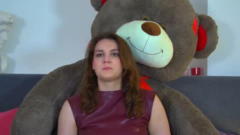 Karen online show from September 19, 6:30 pm