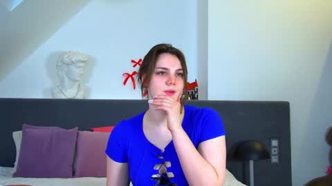 Karen online show from January 18, 6:17 am