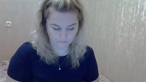 karennelsonx online show from January 12, 1:58 pm