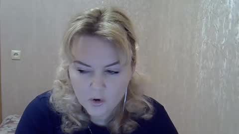 karennelsonx online show from January 16, 4:39 pm