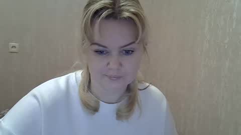 karennelsonx online show from February 2, 7:14 pm